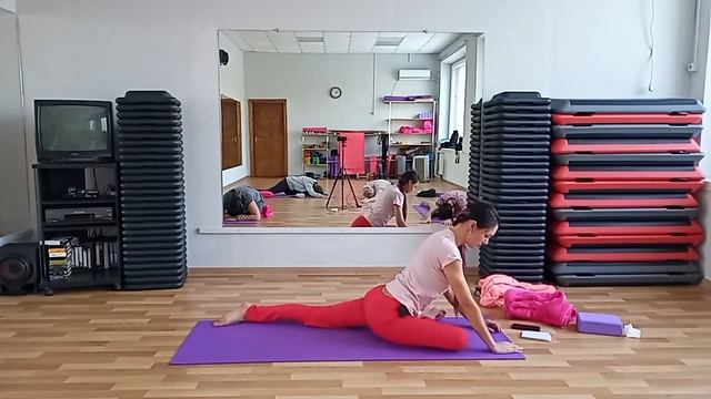 Раскрепощаем крестец, полезна людям, кому приходится много сидеть. гибкость позвоночника. смотреть онлайн