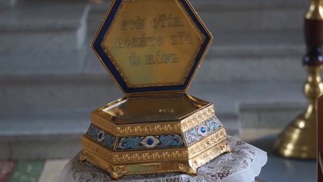 В Бузулук прибыли мощи для поклонения смотреть онлайн