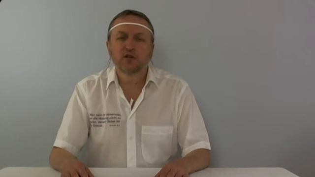 39. "Не отвечай глупому по глупости его" Написано: Притчи 26:4 смотреть онлайн