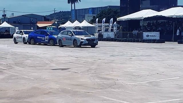 SUBARU品牌日 | 近距離觀看甩尾鏡飄 甩尾停車 四輪變兩輪 #WRX #FORESTER ＃RussSwift車神飄移秀 смотреть онлайн