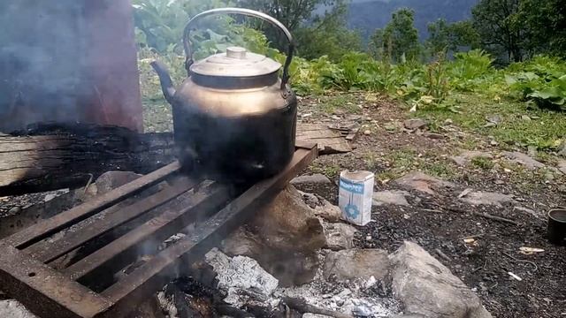 Black Rock Lake- Пеший поход в Лагодехи озеро черных скал смотреть онлайн