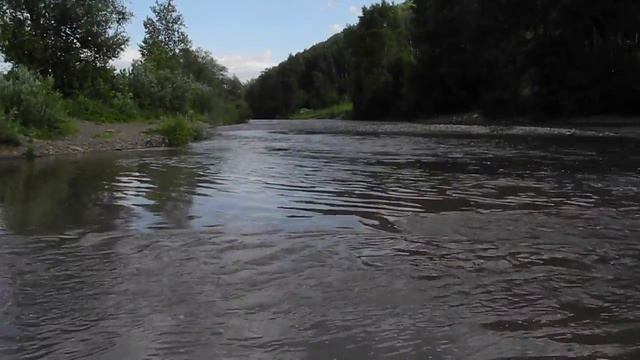 Течёт река смотреть онлайн