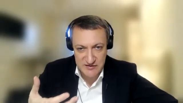 Переговоры 107. Организация продаж за рубежом. Виталий Лажинцев и Даниил Рыбалко смотреть онлайн