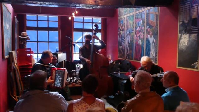 Rony Verbiest en family De Cauter смотреть онлайн