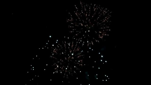 #Волгоград праздничный Салют 9 сентября 2012 смотреть онлайн