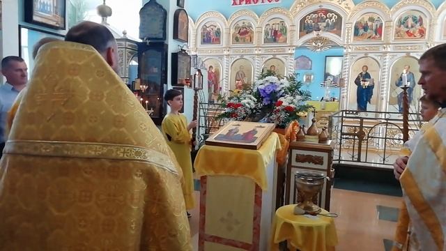 Престольный праздник в храме Петра и Павла села Икряное 12.07.2022г. смотреть онлайн