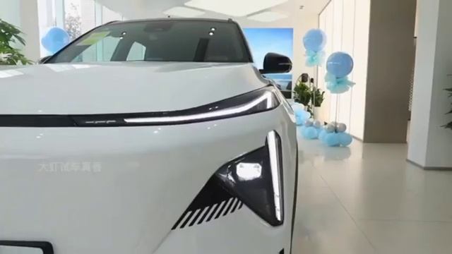 Geely'den 1370 Km Menzilli Uygun Fiyatlı Hibrit SUV#keşfet #otomobilhaberleri#geely#hibrit #otomobi смотреть онлайн