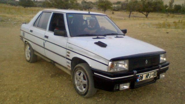 SECO BABA RENAULT 9 GTİ 06 HPJ 93 AB RH (+) смотреть онлайн