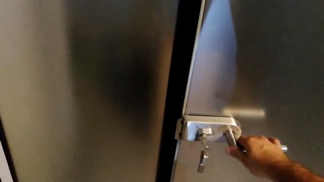 Монтаж цельностеклянных перегородок в Сочи смотреть онлайн