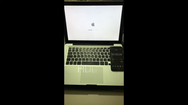 MacBook Pro SSD vs HDD Speed Test смотреть онлайн