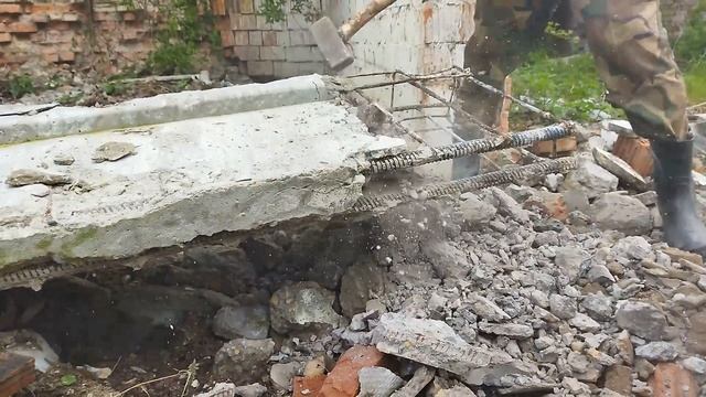 ДОБЫЧА АРМАТУРЫ. ЛОМАЮ ПЛИТЫ С РИГЕЛЯМИ смотреть онлайн
