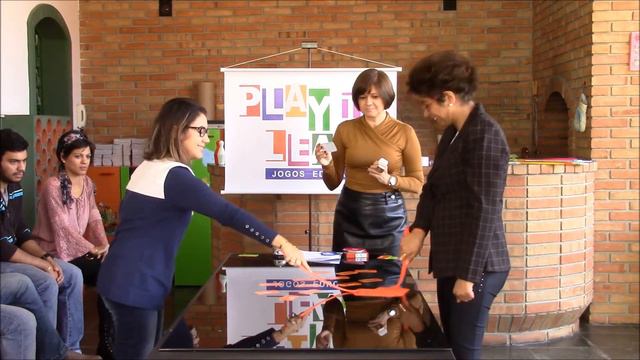 12 Simple Past Fly swatter смотреть онлайн