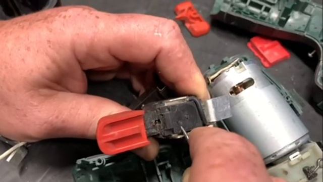 Ремонт шуруповерта Metabo PowerMaxx смотреть онлайн