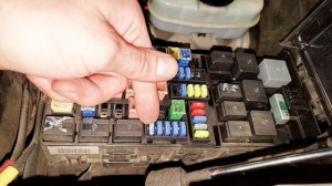 Ford Explorer AC Fuse and Relay Location