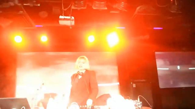 EMIKA @16tons 12.06.2014 (Russia, Moscow) смотреть онлайн