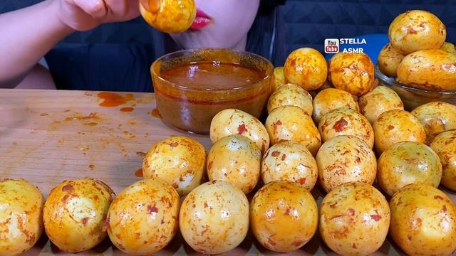 ASMR 50 EGGS CURRY CHALLENGE 먹방 MUKBANG MASSIVE Eating sounds смотреть онлайн