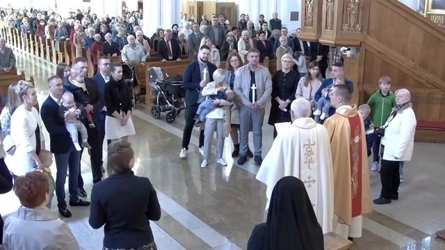 NIEDZIELA MIŁOSIERDZIA W OKTAWIE WIELKANOCNEJ w kościele św. Kazimierza w Pruszkowie смотреть онлайн