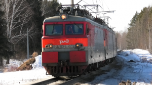 ВЛ11-293 А/294 с грузовым поездом и громким тифоном