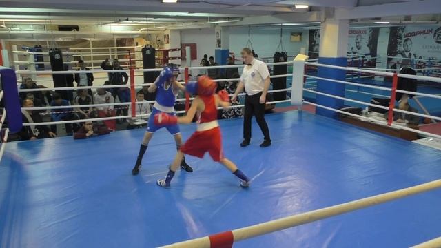 1 Бурмистров Дмитрий Ивантеевка vs Белицкий Роман Косино смотреть онлайн