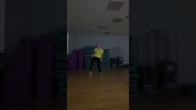 Танцы на каждый день, кардиотренировки смотреть онлайн