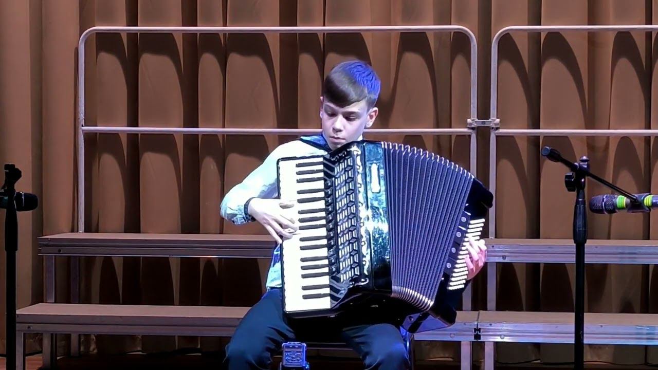 11. Укр. нар. песня «Соловейко» обр. В. Ефимова. Исп. Тихонов Андрей смотреть онлайн