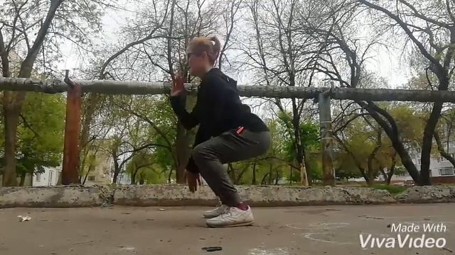 За 100грн 200 приседаний смотреть онлайн