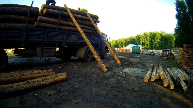 2013-07-05. Омск. Сруб привезли смотреть онлайн