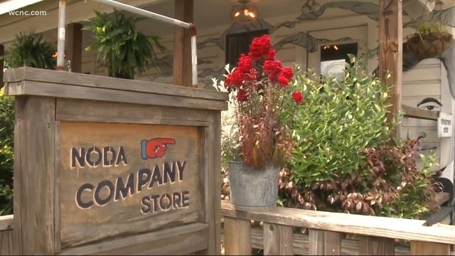 Outdoor venues in Charlotte react to lifted outdoor mask mandate смотреть онлайн