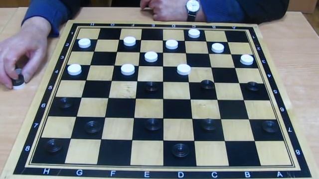 Аркадий Плакхин. 1. Красивая комбинация с III чемпионата СССР по переписке (Plakhin - Sokolov). смотреть онлайн