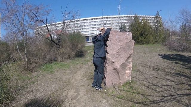 ПРОФЕССИОНАЛЬНЫЙ ТРЕНЕР УЧИТ ИДТИ ИЗ ТОЧКИ "А" В ТОЧКУ "В" ПО САМОМУ КОРОТКОМУ ПУТИ смотреть онлайн