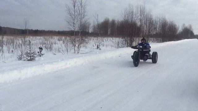 Буран, каптюр, трицикл; Проверка транспорта в снегу… смотреть онлайн