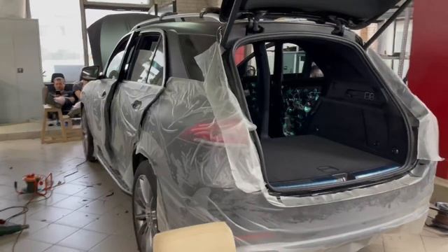 Шумоизоляция - работы по разным авто смотреть онлайн