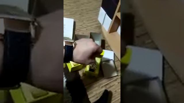 Часы мужские Invicta цвет золото-чёрный-золото цена 250$ смотреть онлайн