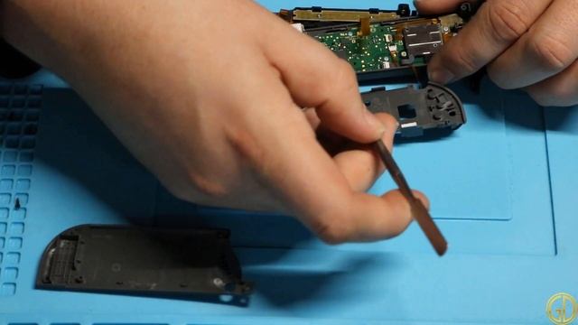 BUSTED JoyCon Connector! (new video in description!) | GameDad смотреть онлайн