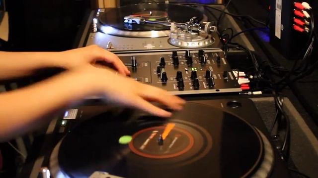 DJ Perly 10 minute mix. смотреть онлайн
