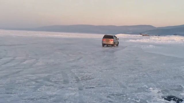 Тойота ипсум 4вд