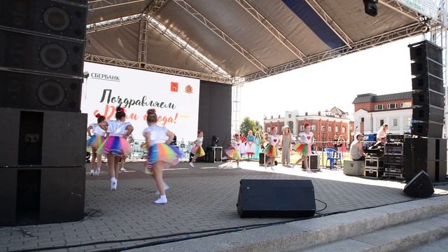 День города Владимир - 2018 Студия эстрадного танца "Радуга" смотреть онлайн