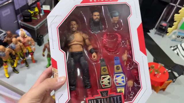 WWE Toy Hunting At NON-Toy Stores! смотреть онлайн