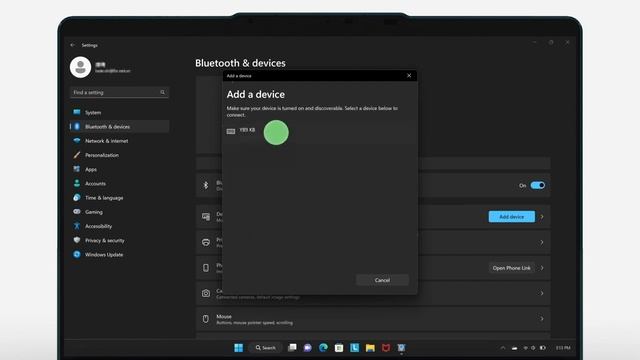 Pair and recharge Lenovo Yoga Book 9i 2023 Bluetooth keyboard смотреть онлайн