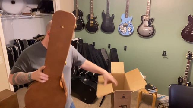 Unboxing the Gibson SG Prototype Original Series смотреть онлайн