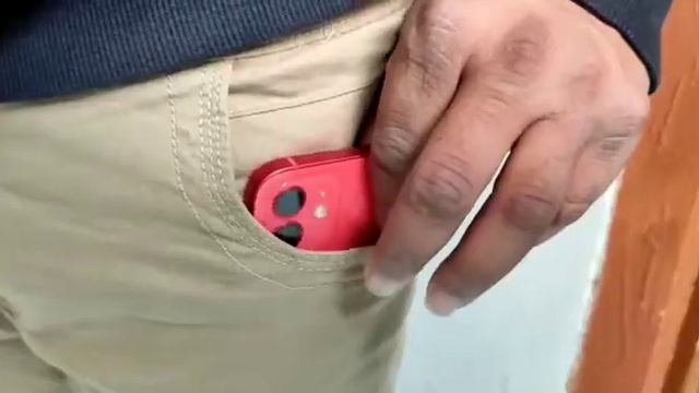 iPhone 12 Unboxing Promo смотреть онлайн