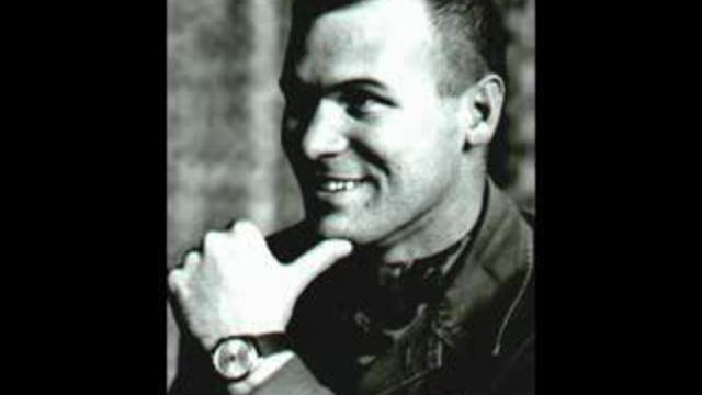 Barry Sadler - Badge of Courage смотреть онлайн