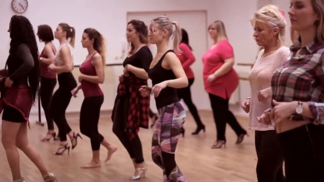 ladies emotion ginga kizomba by Laho & girly talons by Nora rayanna смотреть онлайн
