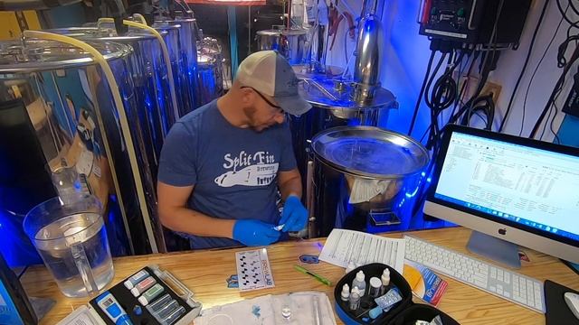Test Tap Water смотреть онлайн