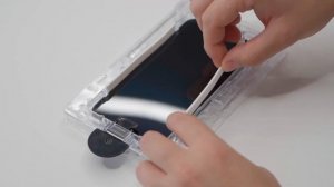 Установка защитного стекла WhiteStone Dome Glass на iPhone 13 Pro Max