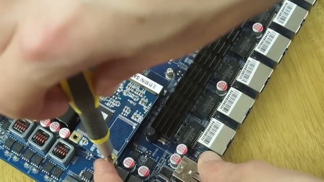 The Perfect Budget Router? Sub £200 1U Server from Aliexpress смотреть онлайн