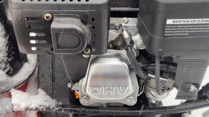 Снегоуборщик DDE, не совершайте моей ошибки. Снегоуборщику всего 1 год.