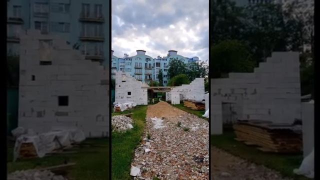 постройка гаража от фундамента до крыши смотреть онлайн