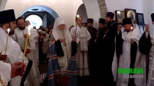 Митрополит Крутицкий и Коломенский Ювеналий в Сергиевском храме смотреть онлайн