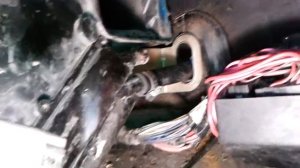 смена шлангов и радиатора печки на шеви ниве